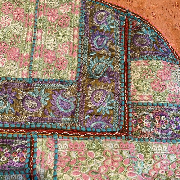 Large Elephant Wall Tapestry - Picture 5 of 8